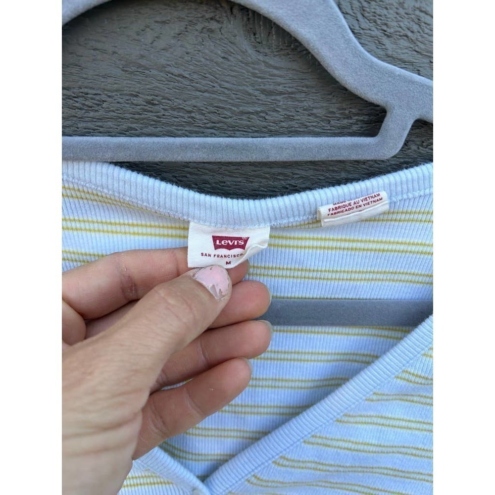 Levi's‎ Crop Top, Striped, Ribbed, Short Sleeve, Blue Yellow Sz M - Picture 3 of 3